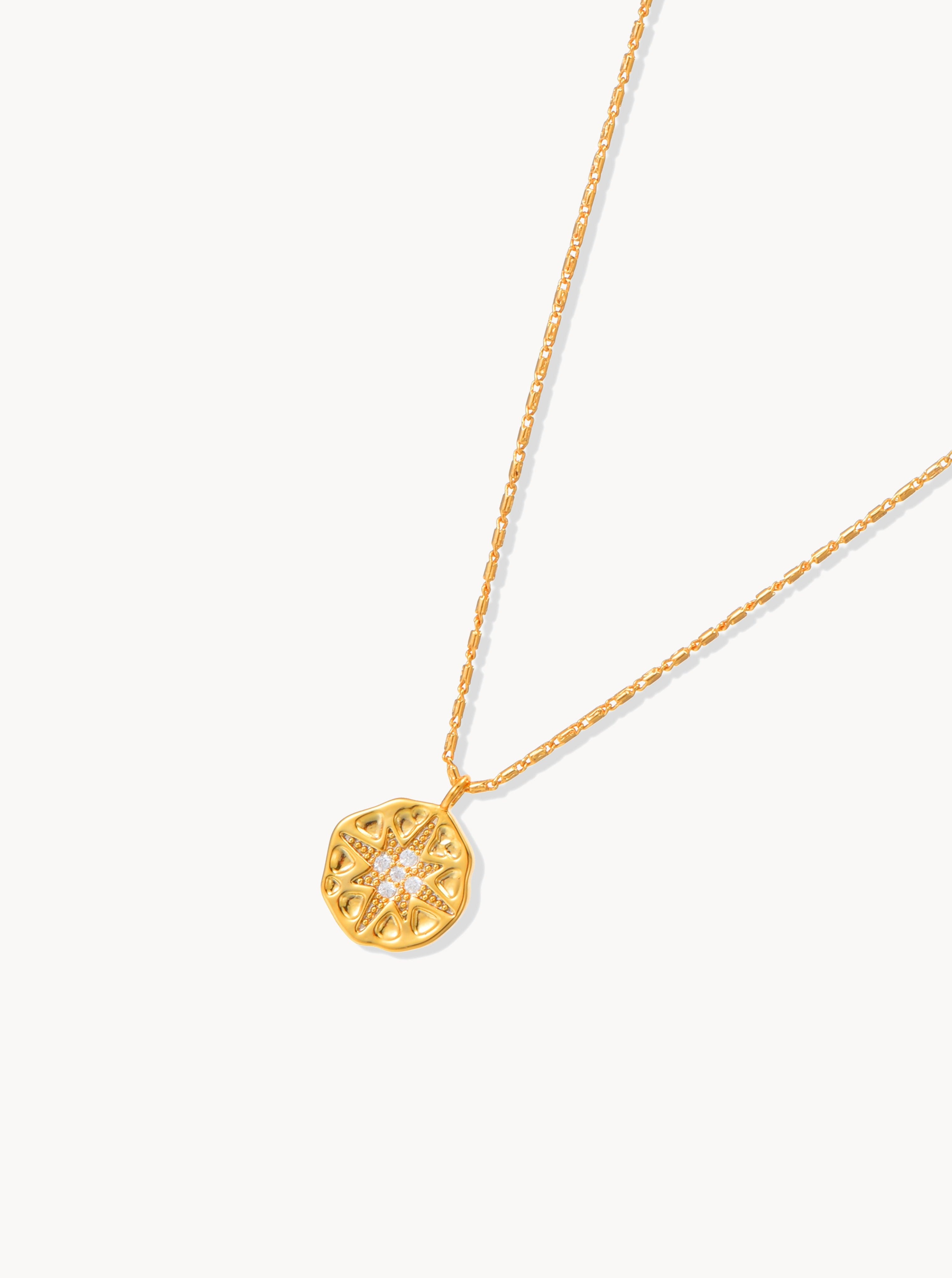 Star Coin Golden Necklace - Kuri Jewelry
