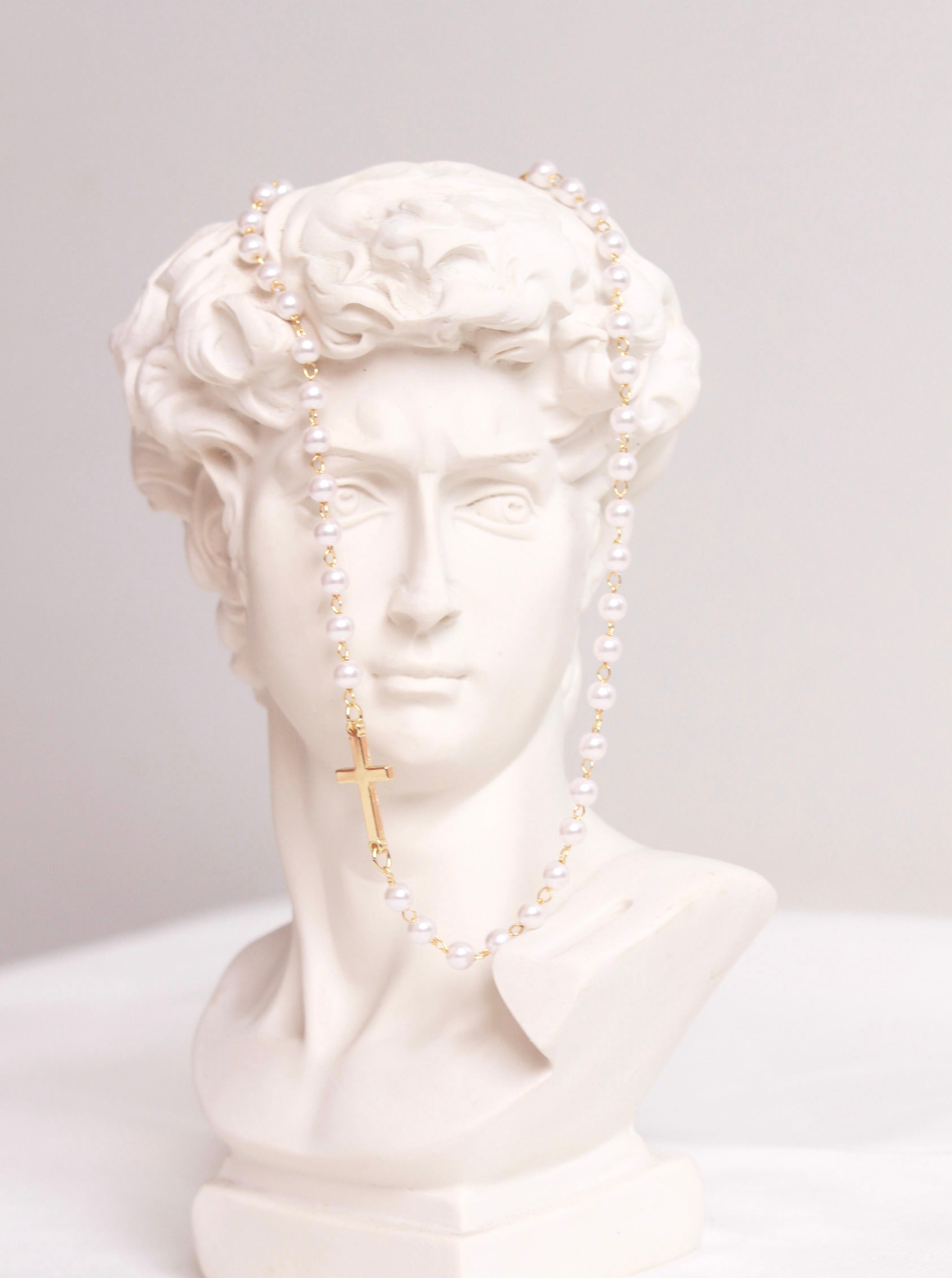 Isabelle Cross Pearl Necklace - Kuri Jewelry