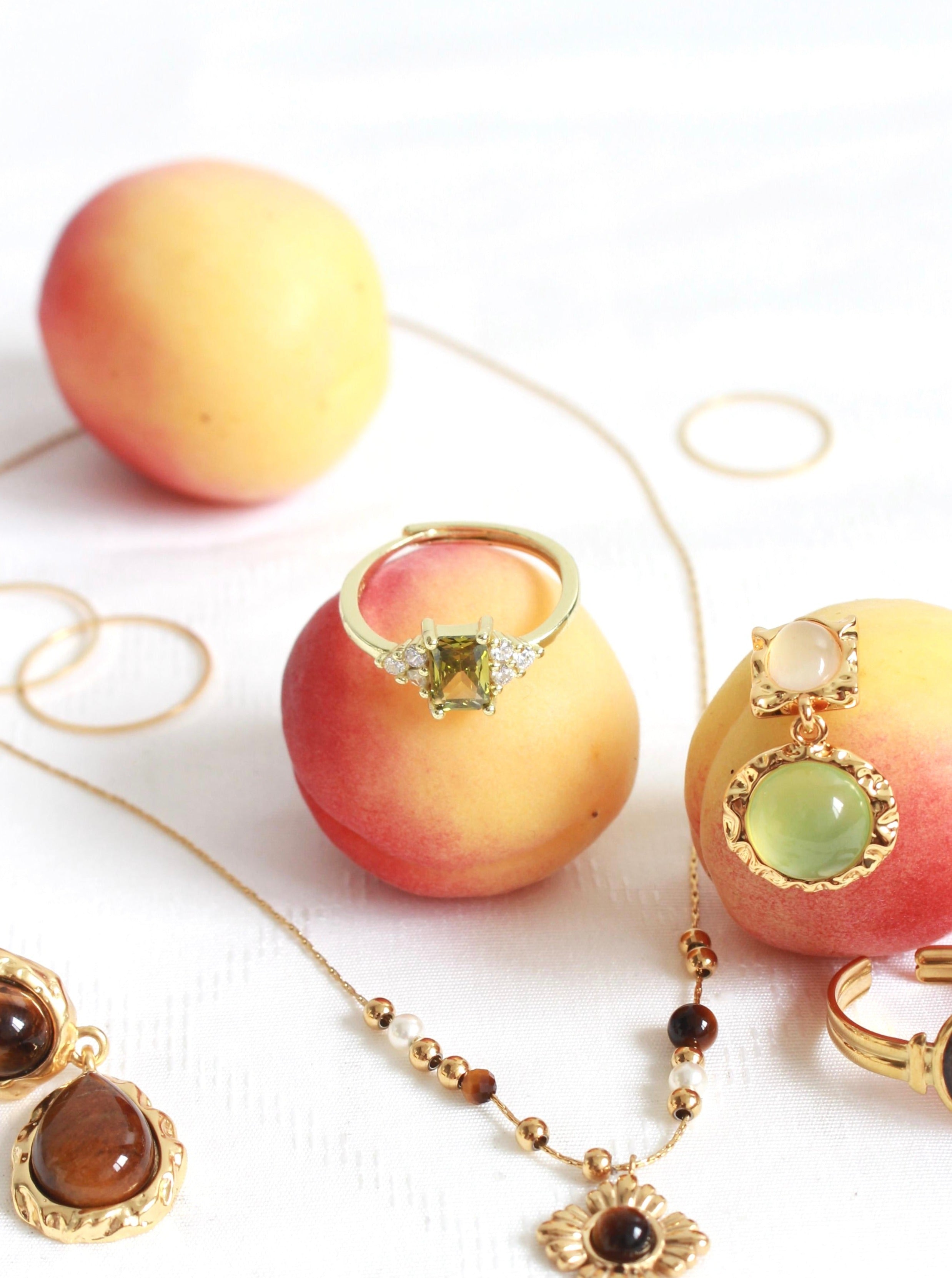 Sylvia Golden Ring - Kuri Jewelry