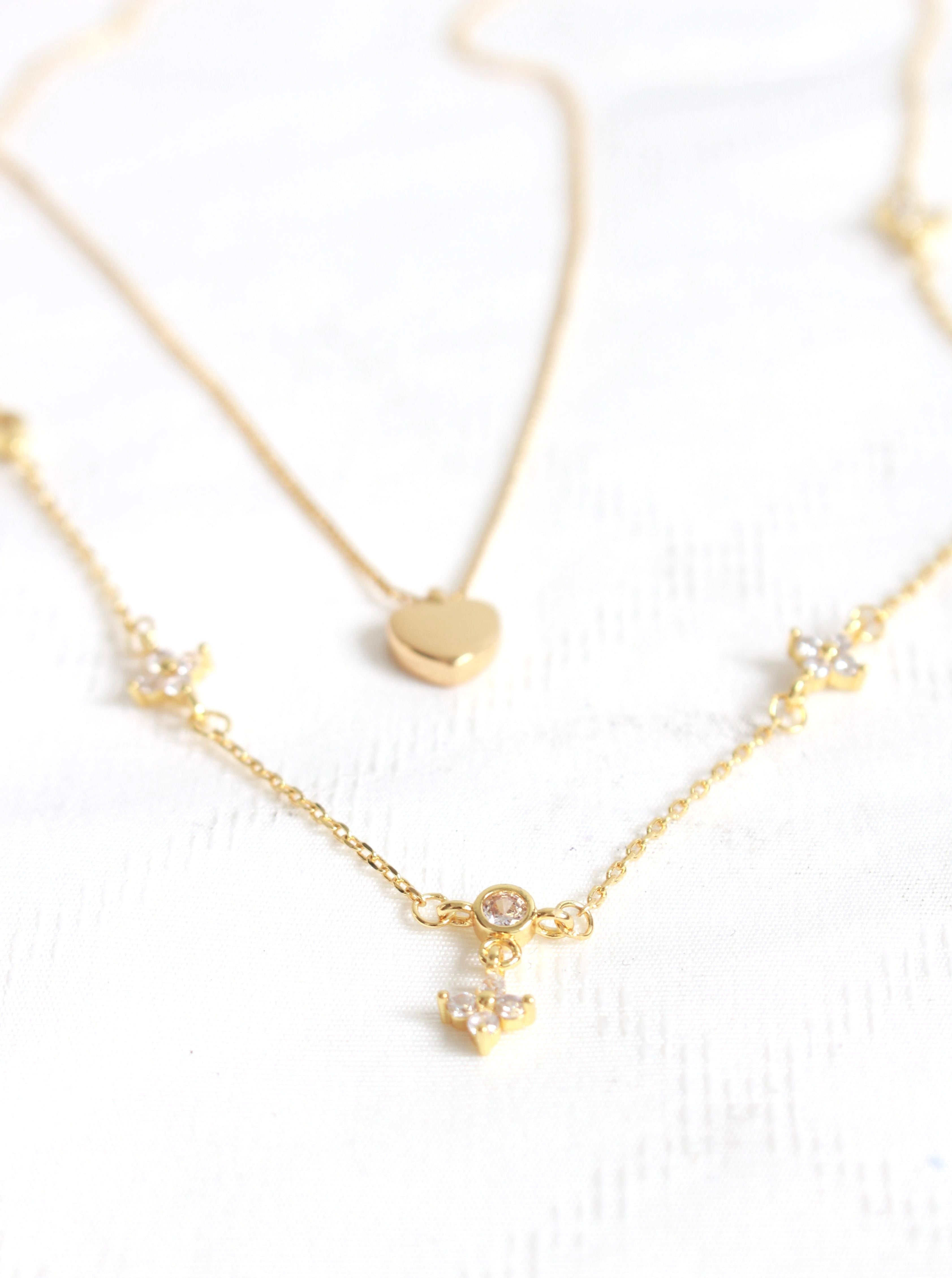 Lucky Clover Necklace in Gold - Kuri Jewelry