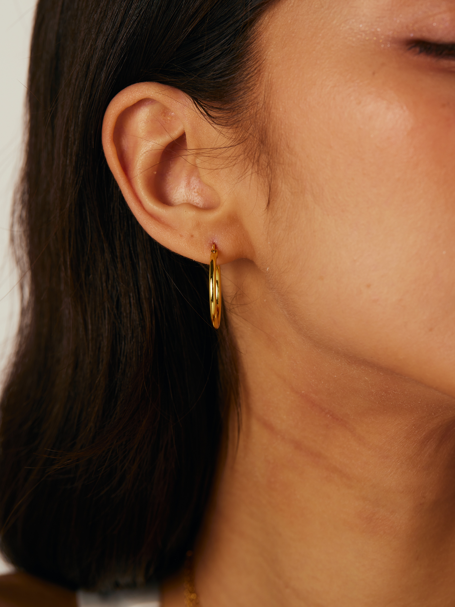Endless Golden Hoop Earrings - Kuri Jewelry