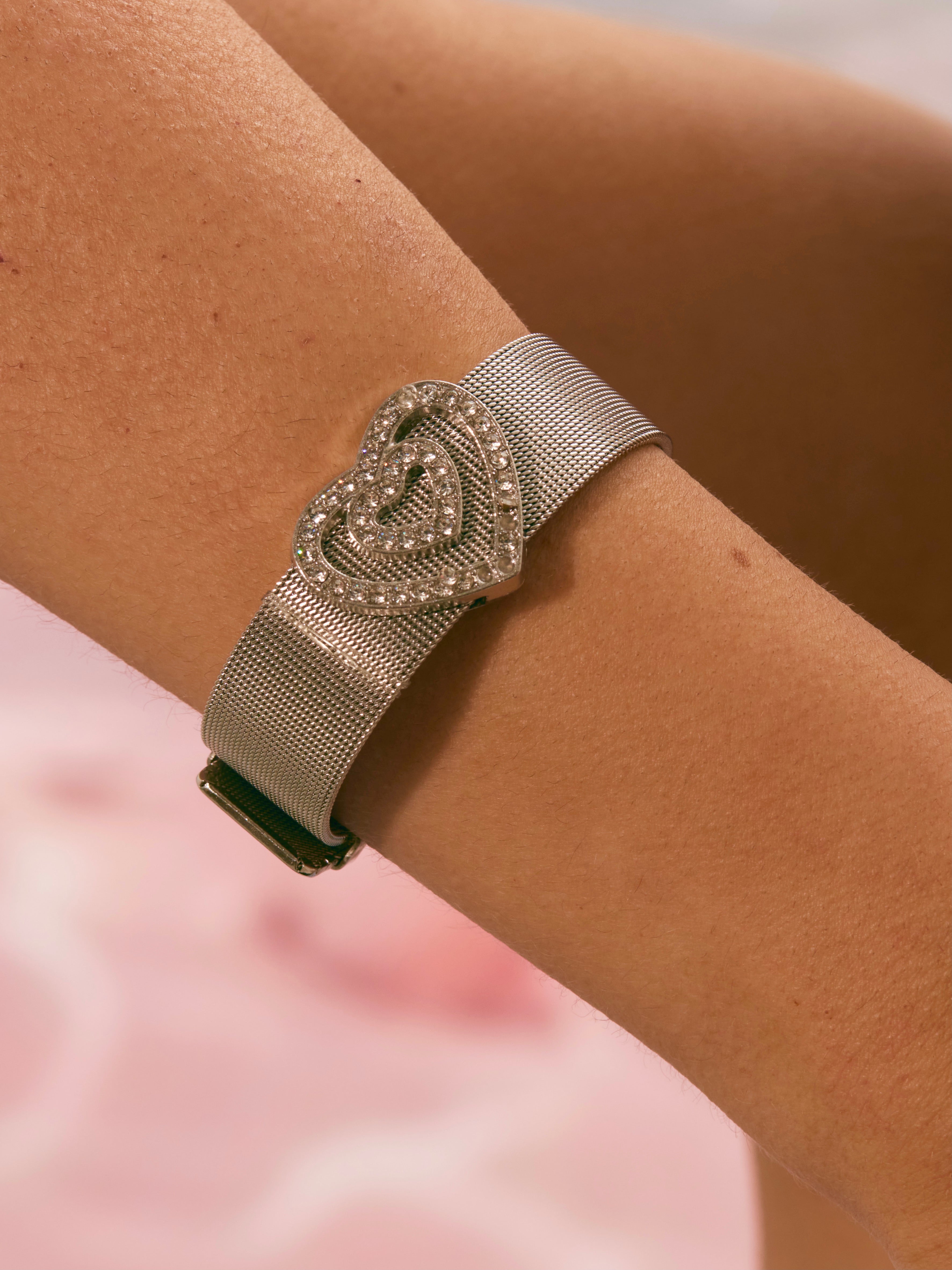 Alisa Silver Y2K Hearts Bracelet