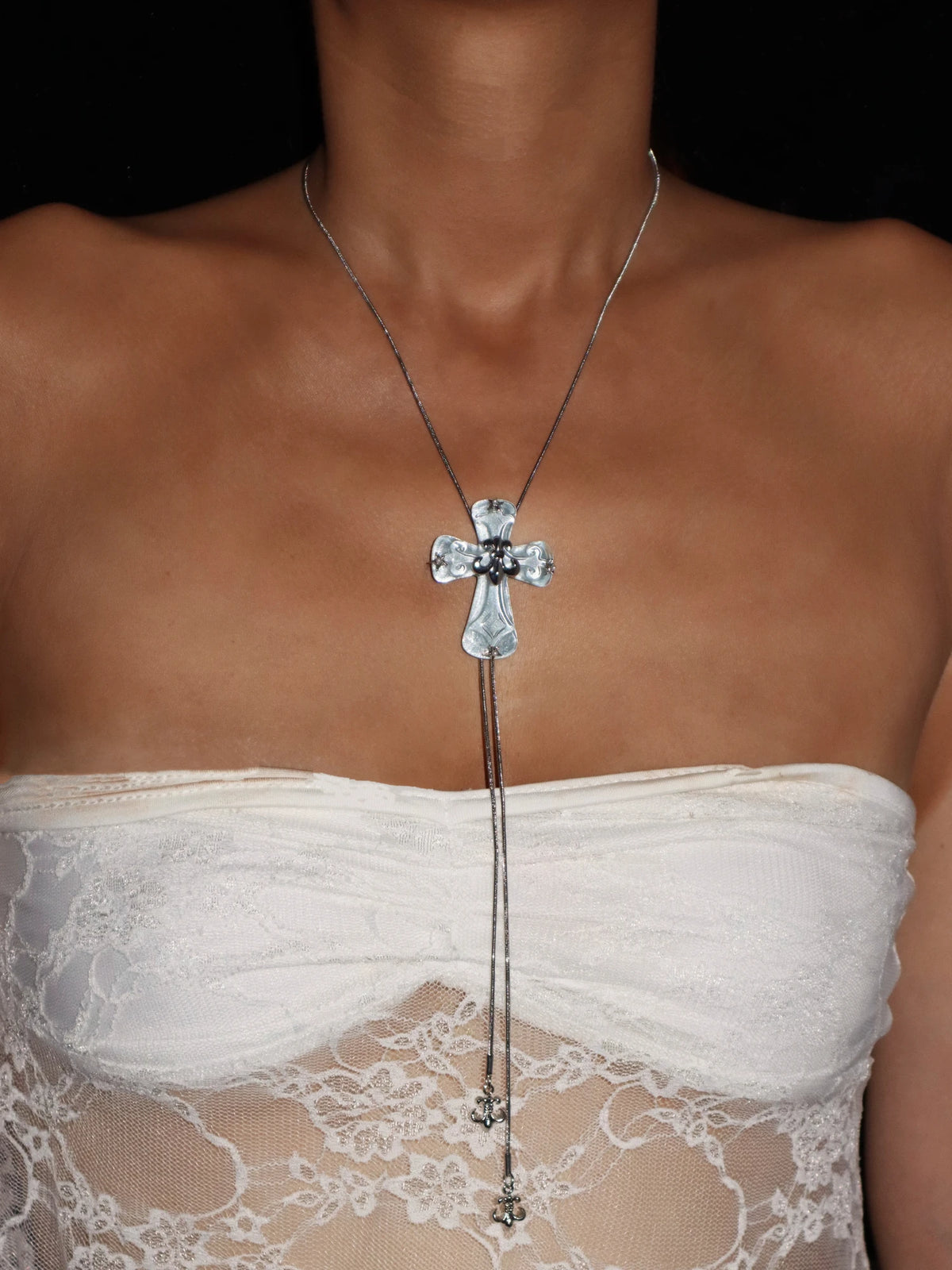 Vera Y2K Blue Cross Long Necklace