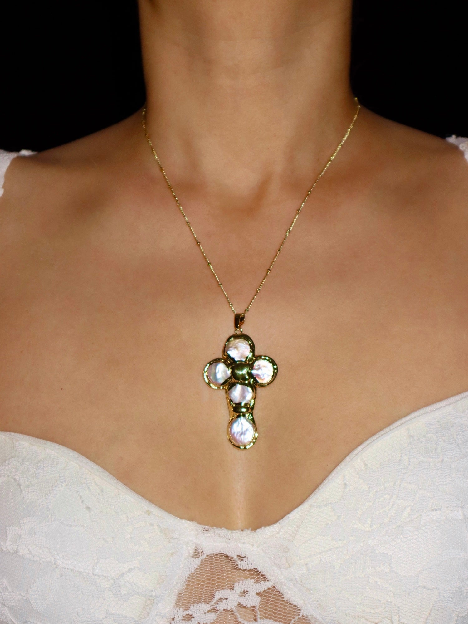 Agatha Pearl Cross Necklace | Elegant Minimalist Jewelry – Kuri