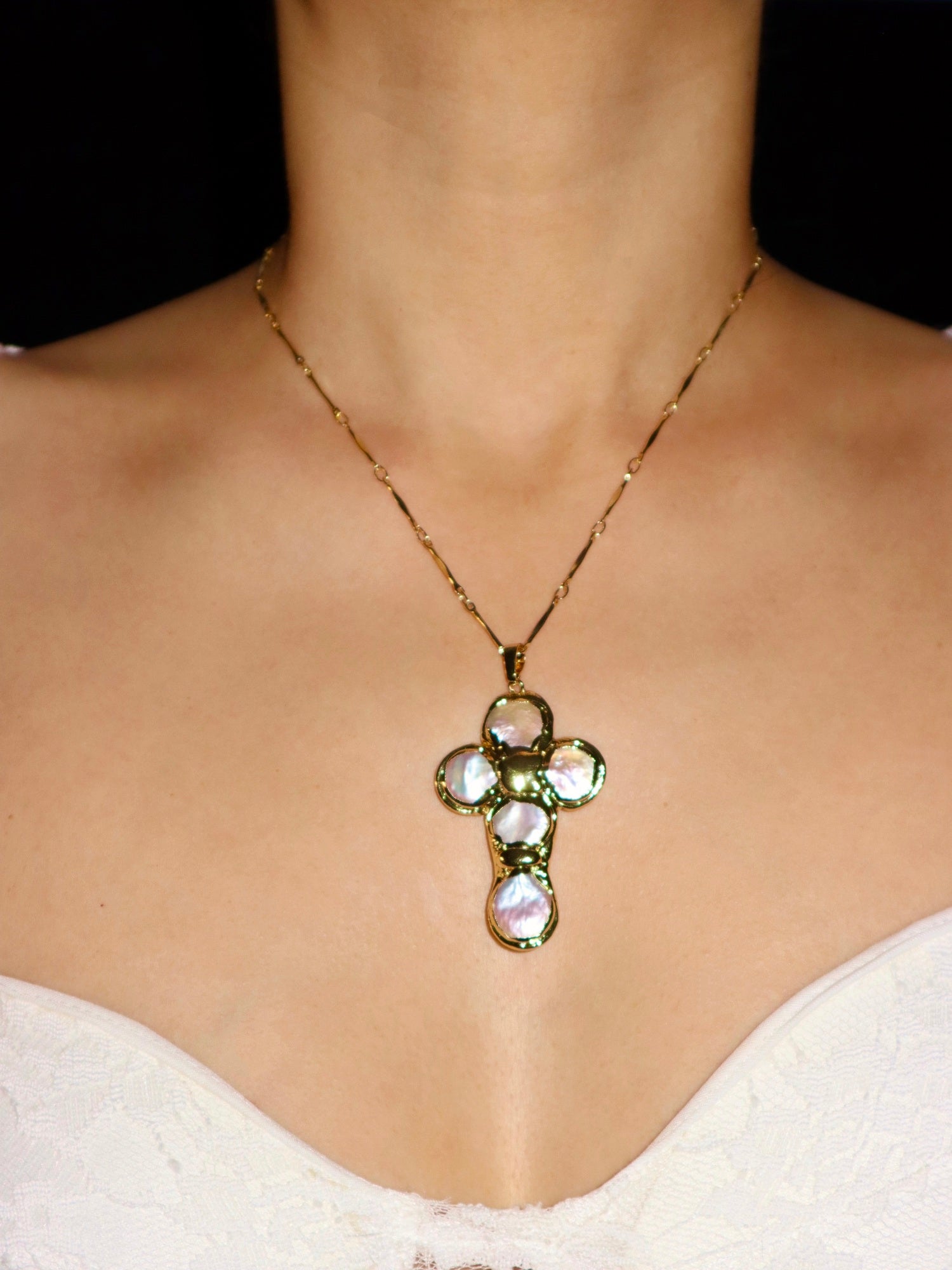 Agatha Pearl Cross Necklace | Elegant Minimalist Jewelry – Kuri