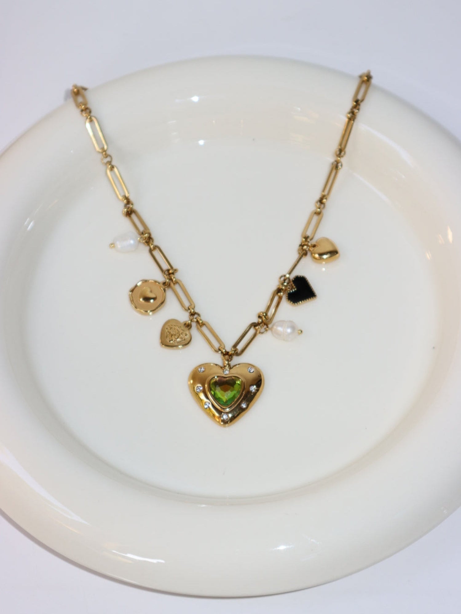 Amy Necklace | Elegant Minimalist Jewelry – Kuri