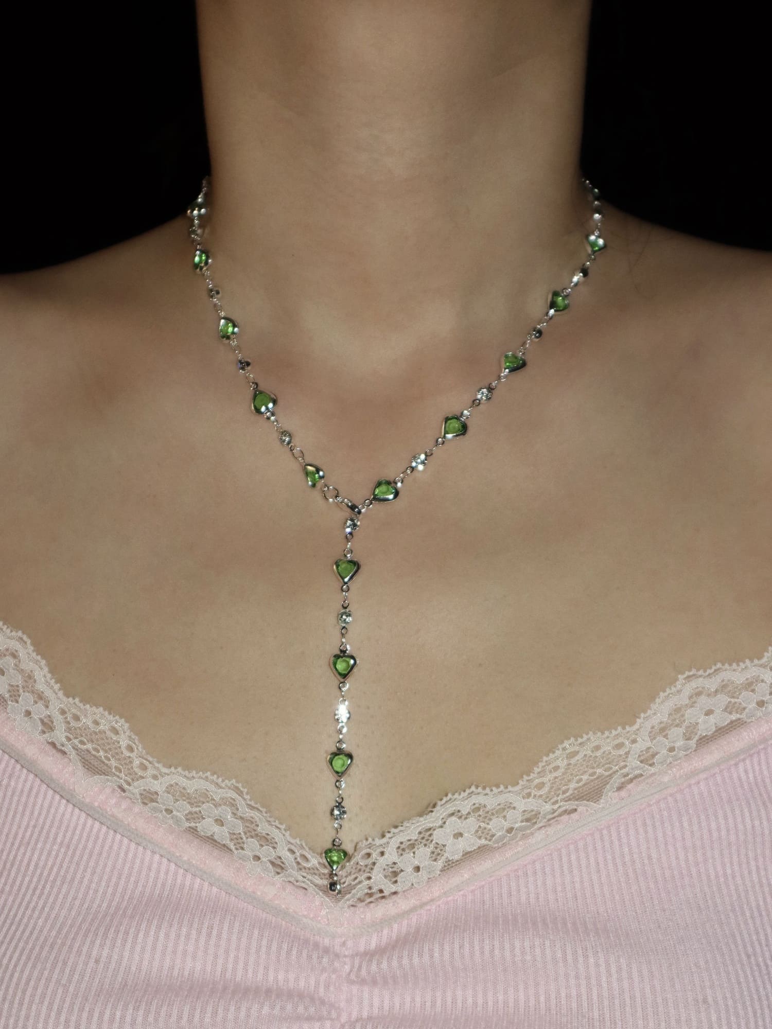 Margaret Green Hearts Chain Necklace
- Kuri Jewelry