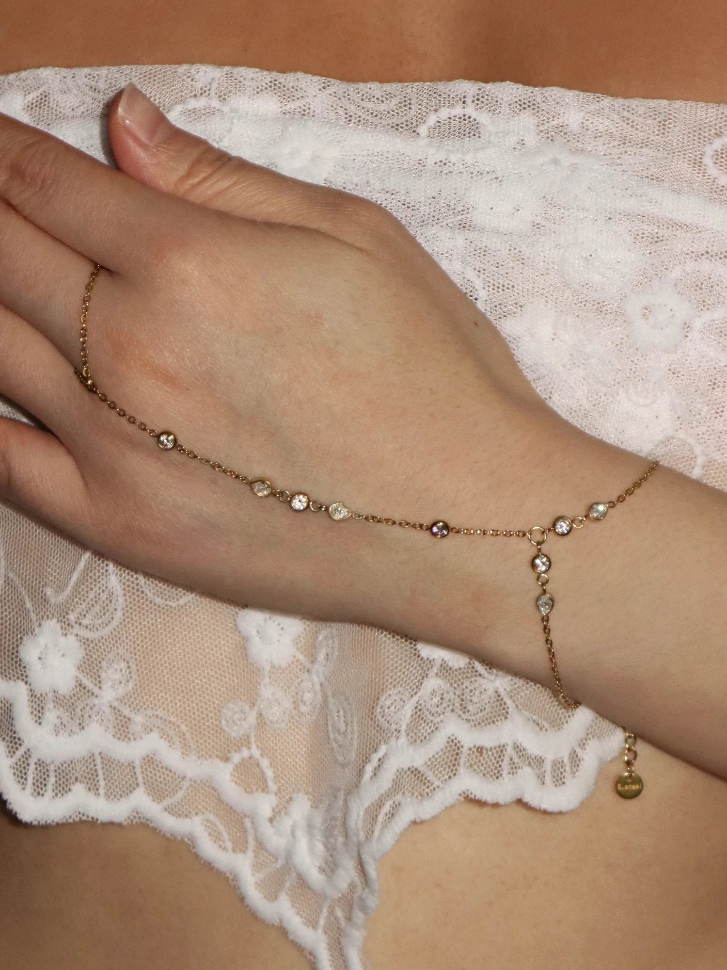 Gladys Golden Hand Chain - Kuri Jewelry