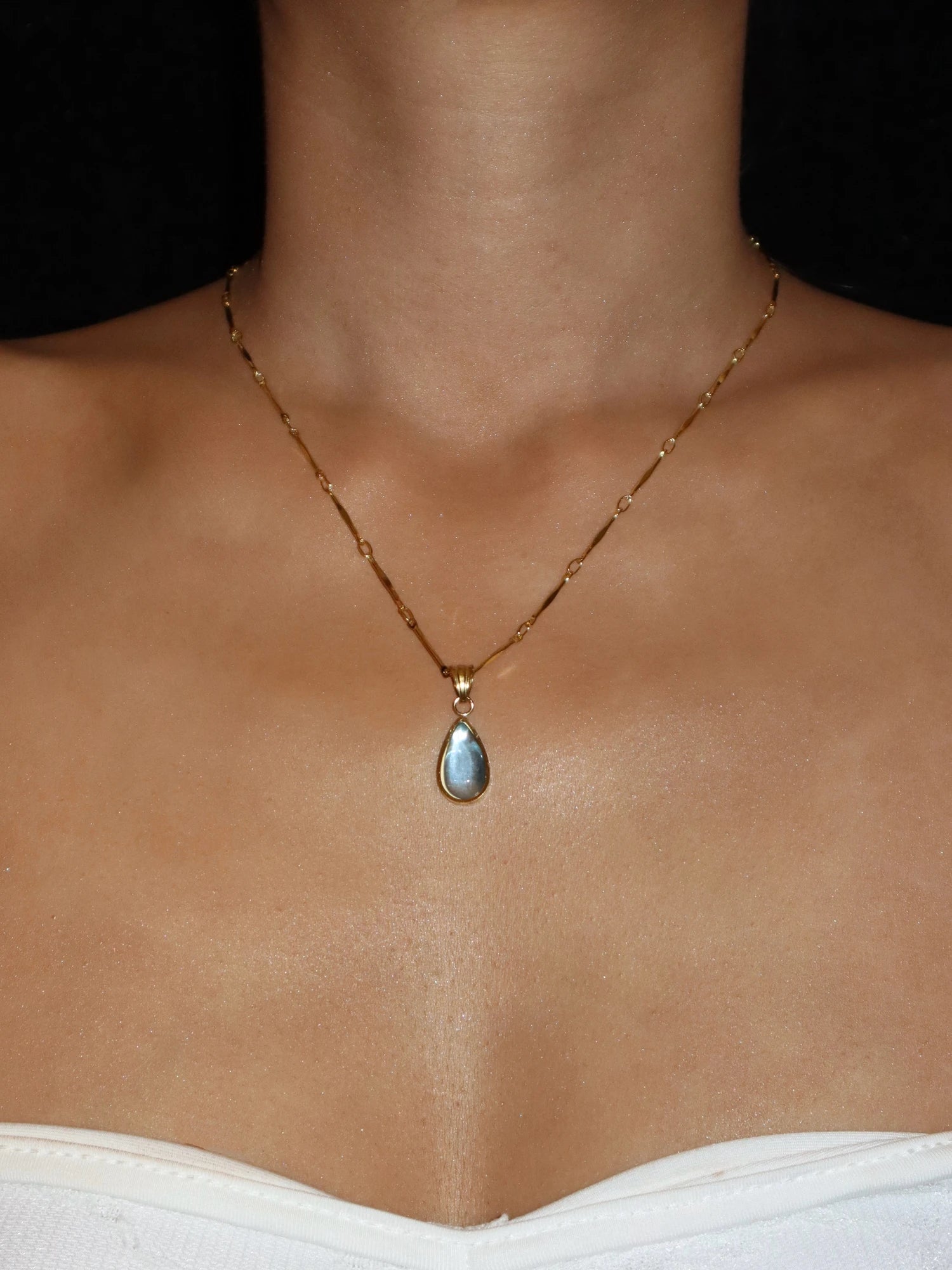 Dora Blue Waterdrop Necklace