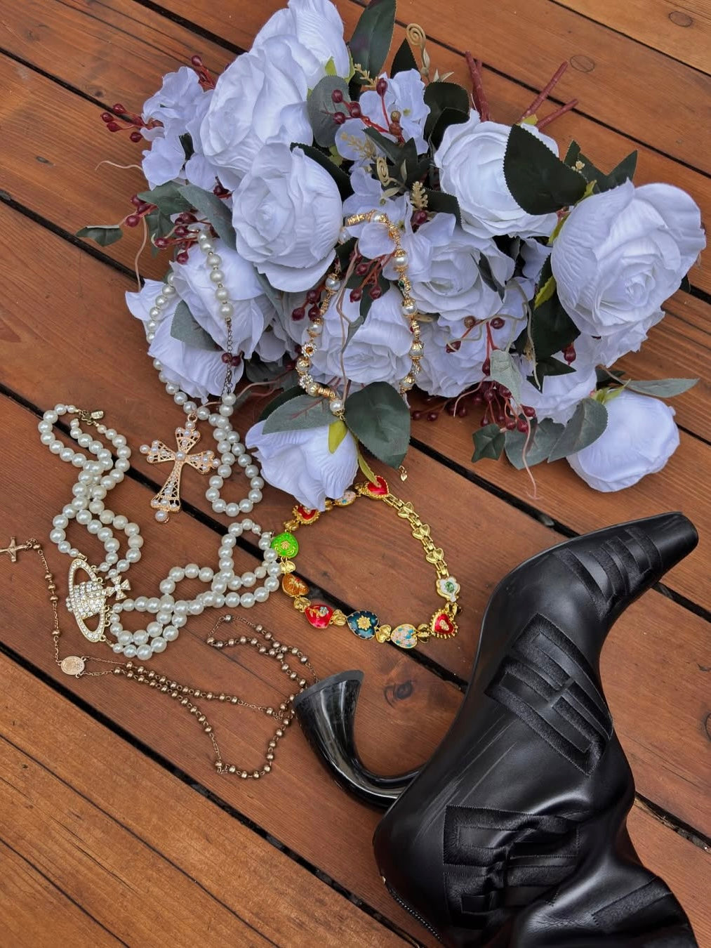 Marcia Vintage Heart Necklace - Kuri Jewelry