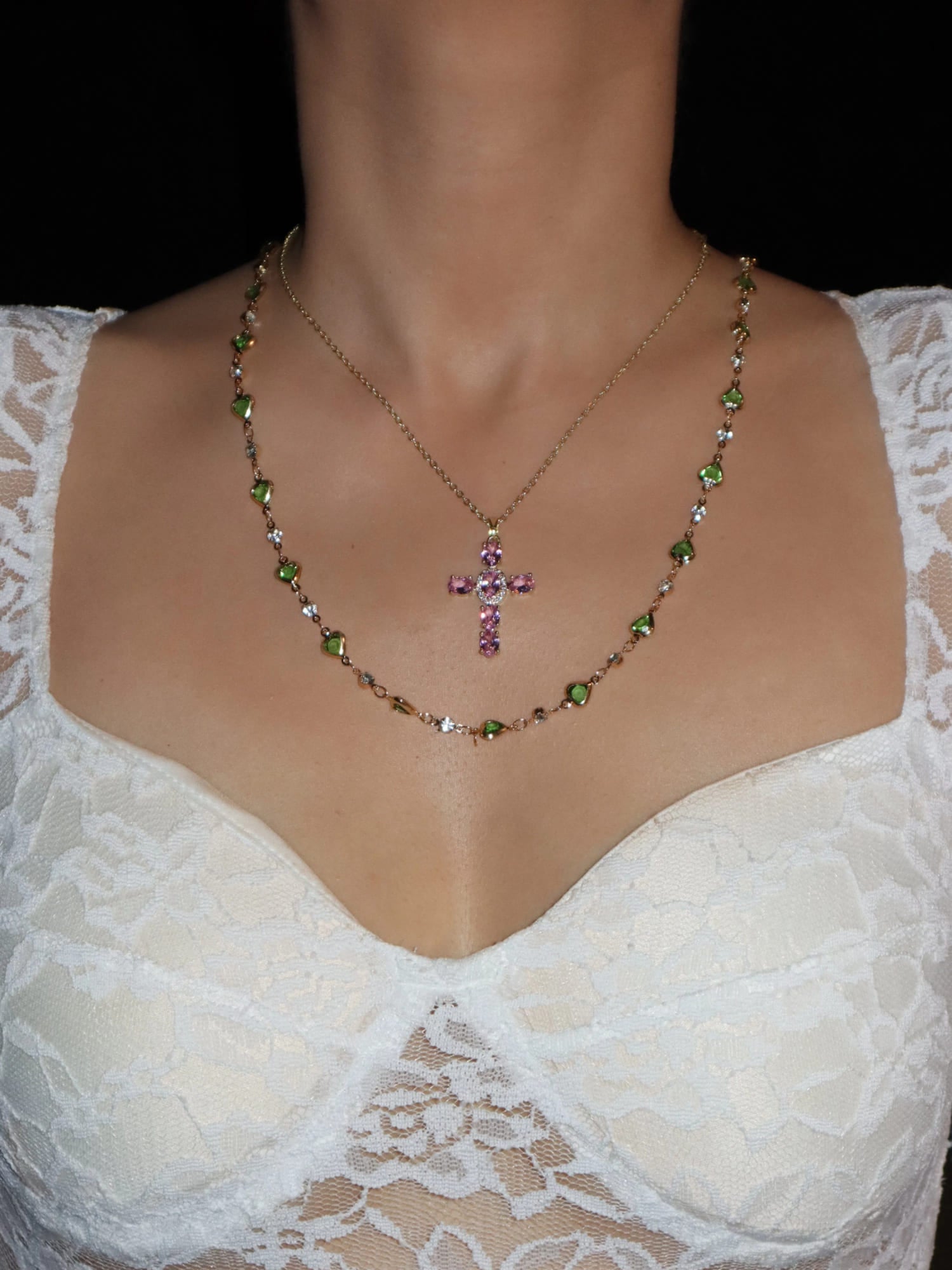 Margaret Green Hearts Chain Necklace
- Kuri Jewelry