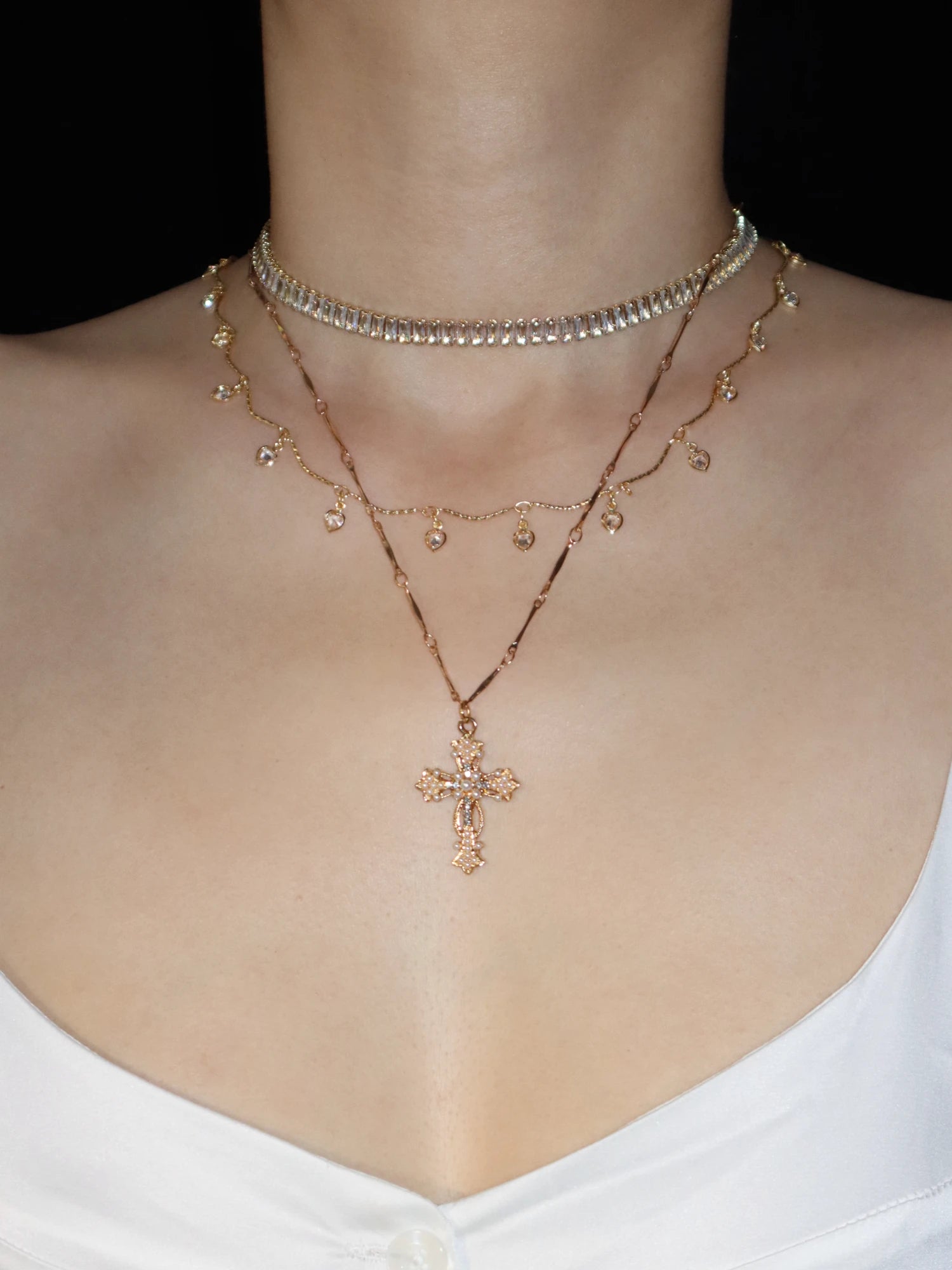 Josie Golden Choker Necklace - Kuri Jewelry