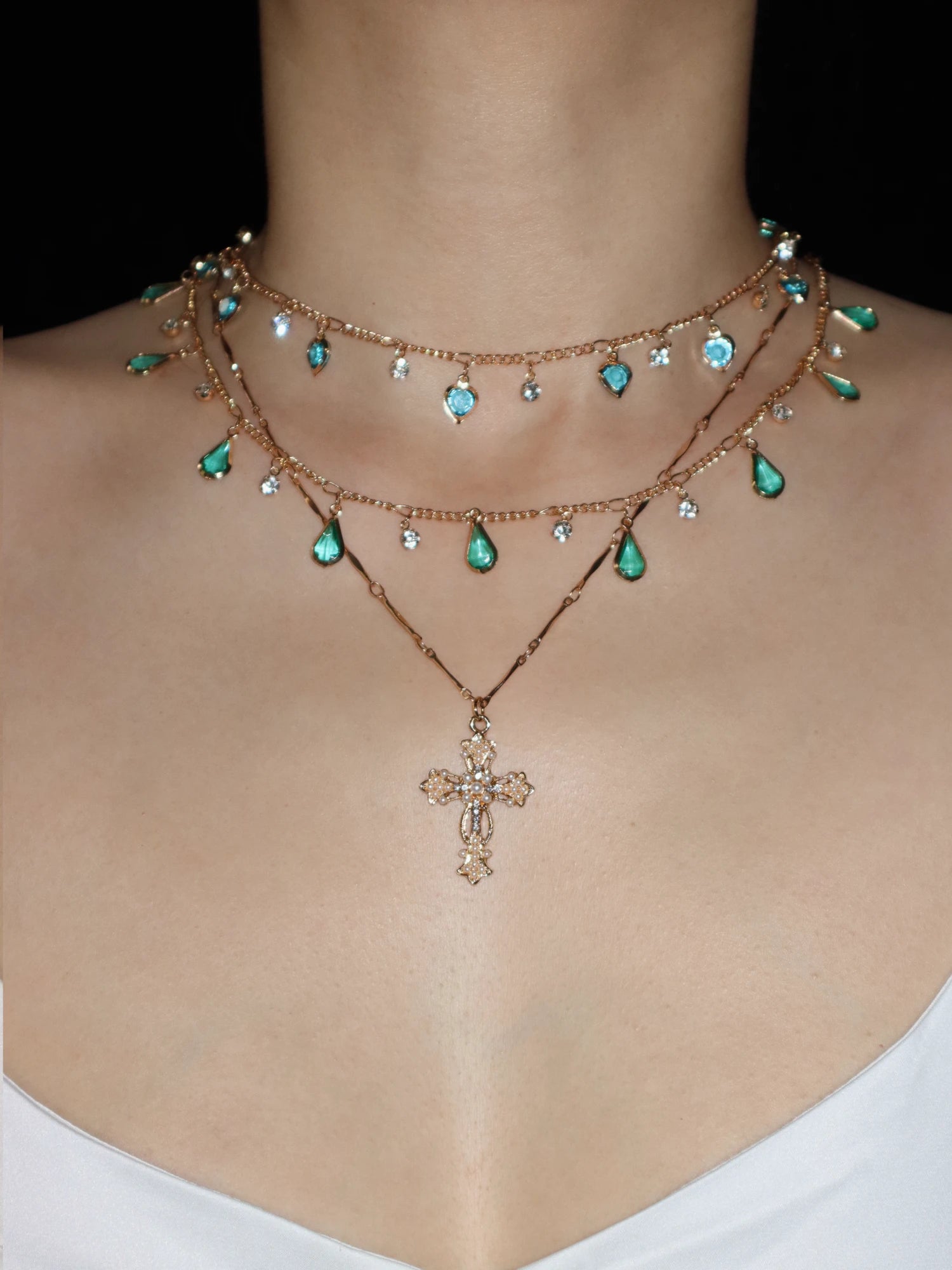 Ada Blue Hearts Chain Necklace - Kuri Jewelry