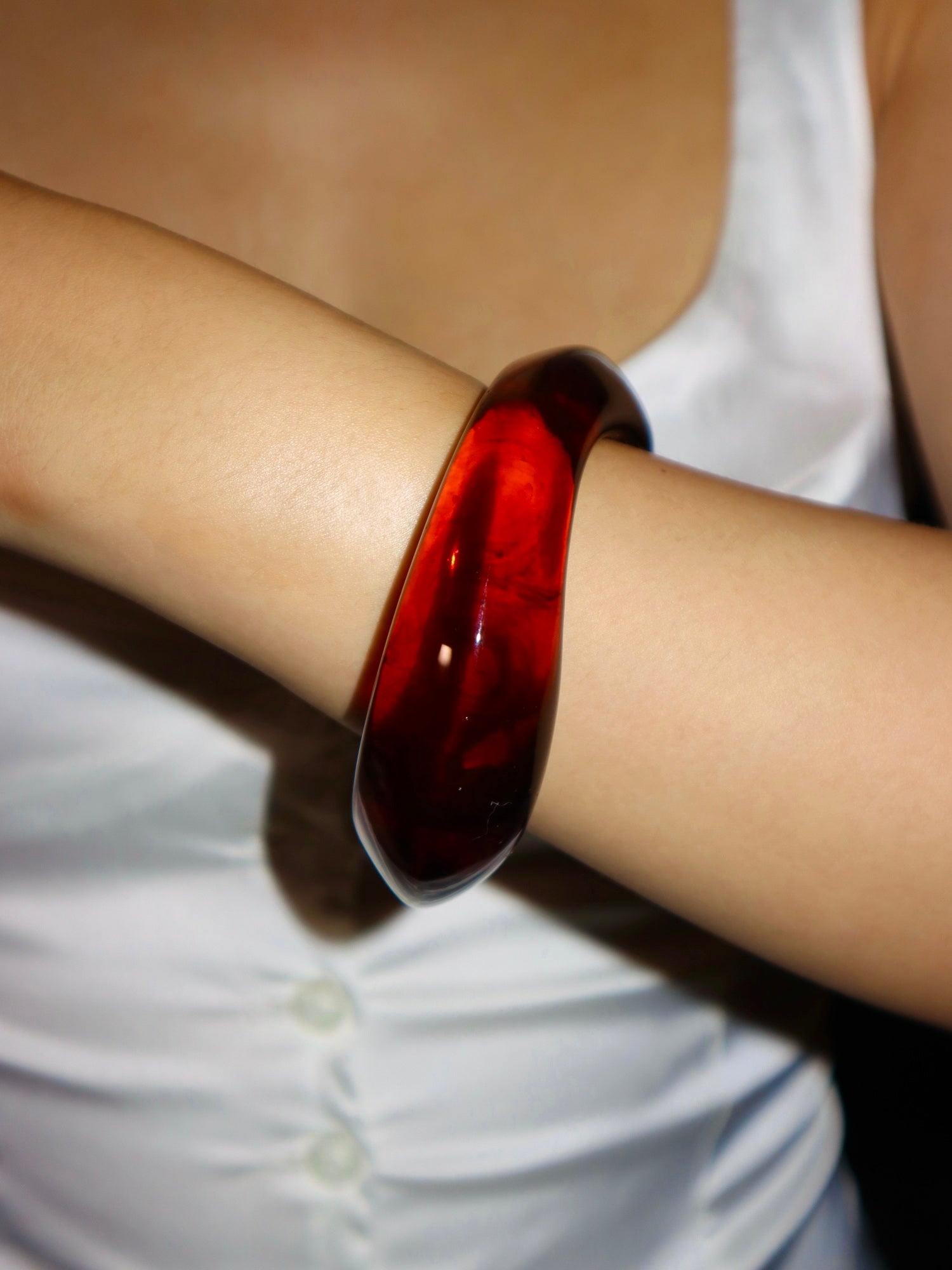 Leila Amber Wave Resin Bangle