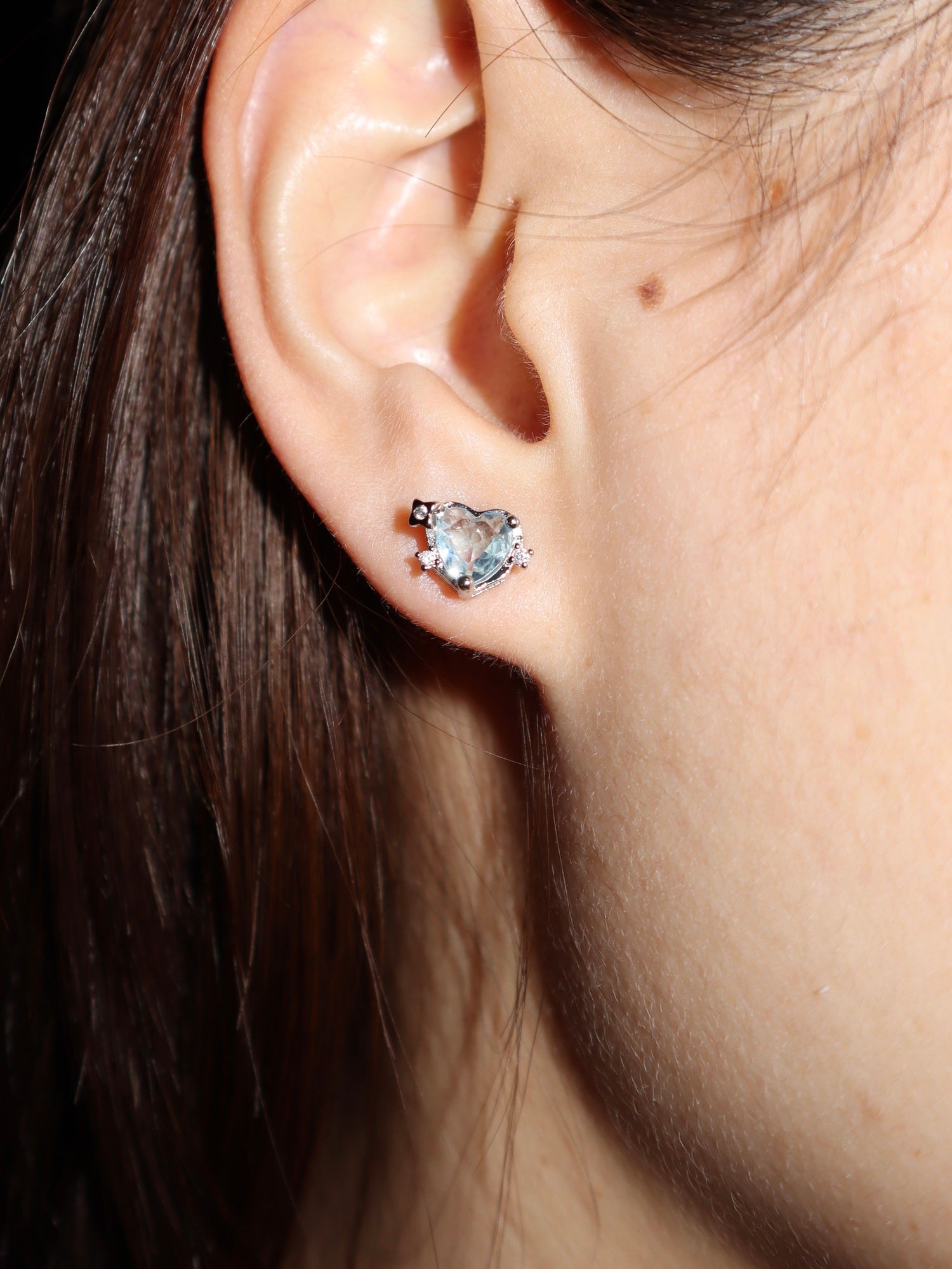 Ocean Heart Aquamarine Blue Stud Earrings - Kuri Jewelry