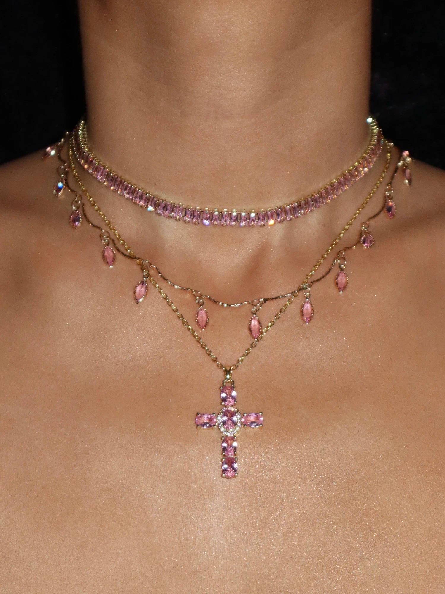 Collar Cruz Rosa Elvira