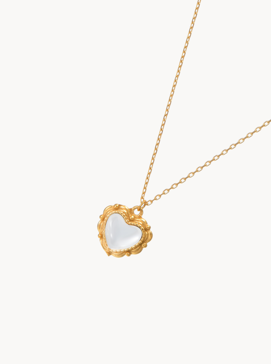 Clare Heart Necklace - Kuri Jewelry
