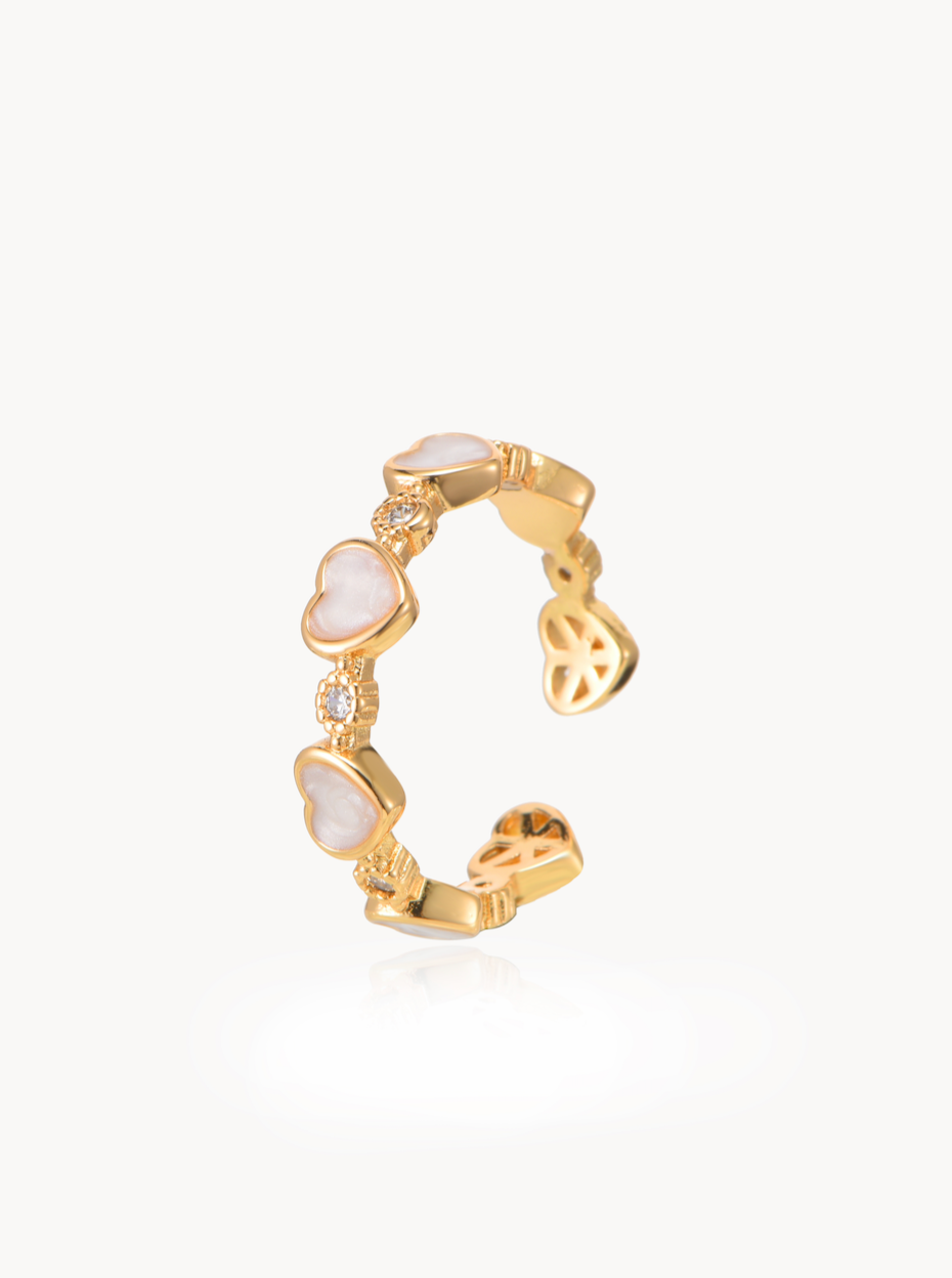Avery Hearts Golden Ring - Kuri Jewelry