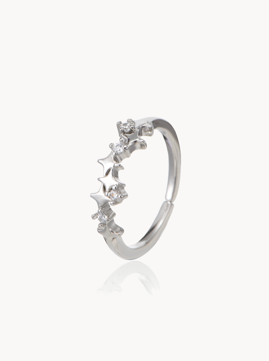 Setlla Sparkle Ring in Silver - Kuri Jewelry