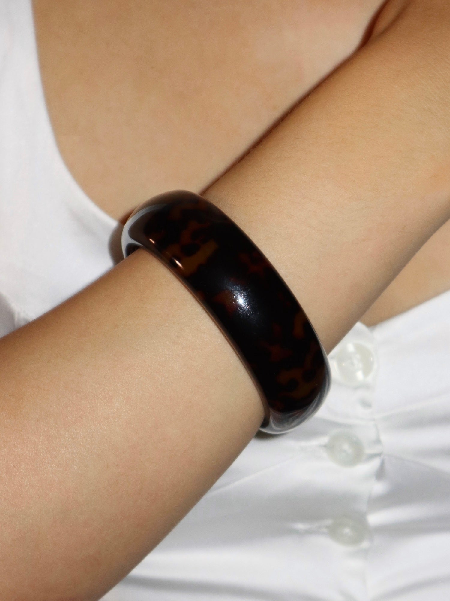Leopard Bangle | Elegant Minimalist Jewelry – Kuri