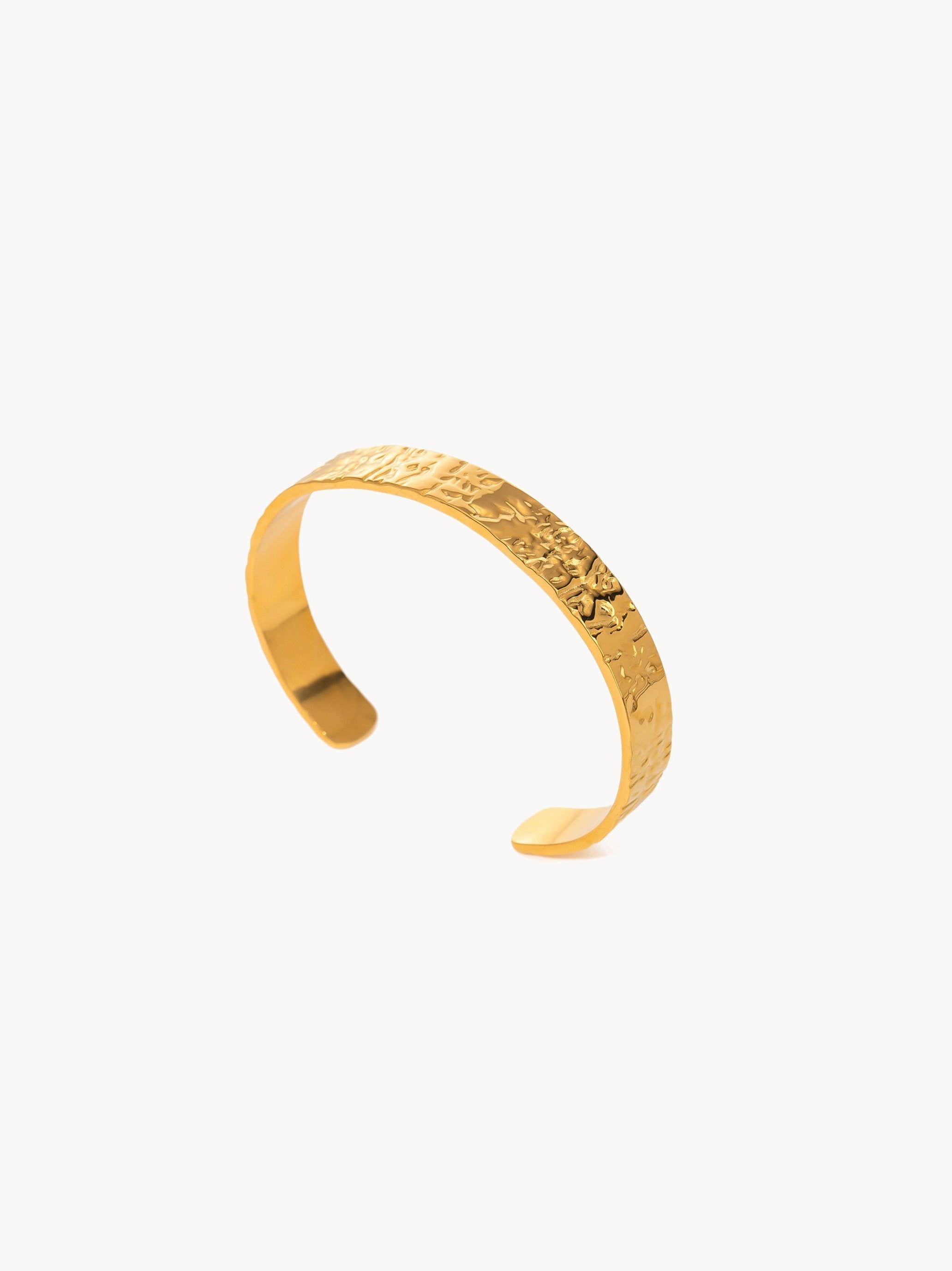 Wave Texture Golden Bracelet - Kuri Jewelry