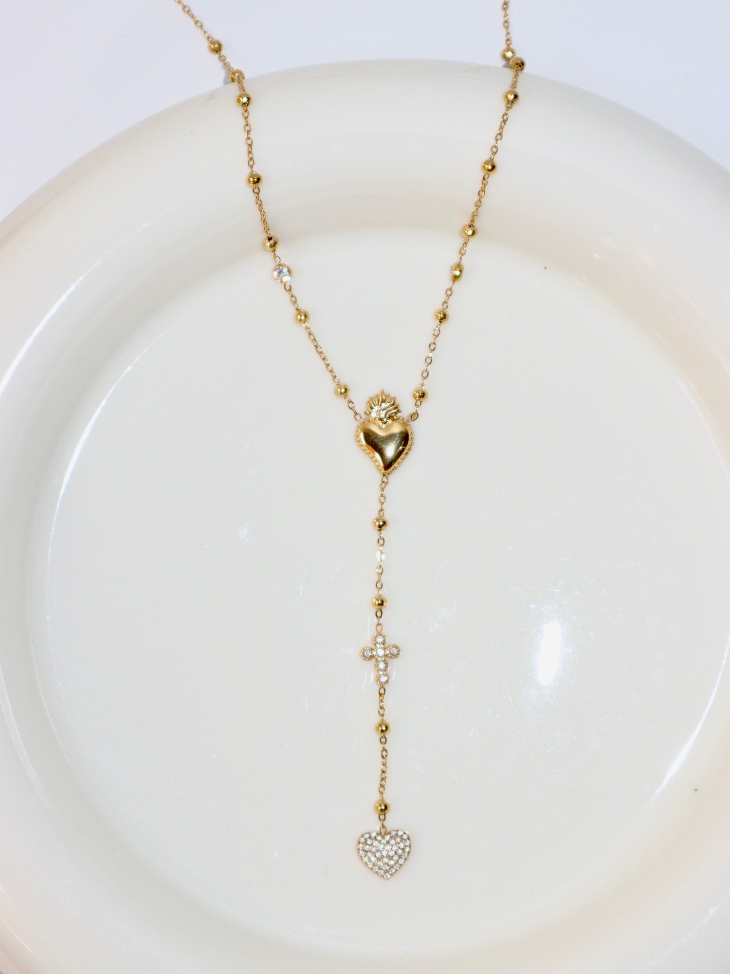 Sacred Heart Cross Lariat Necklace | Elegant Minimalist Jewelry – Kuri