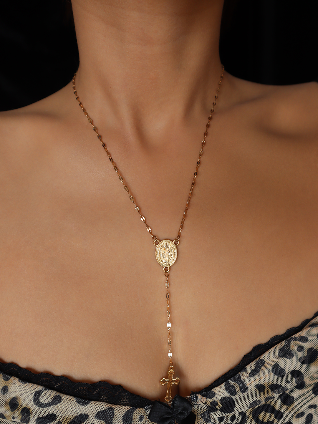 Gloria Cross Lariat Necklace - Kuri Jewelry