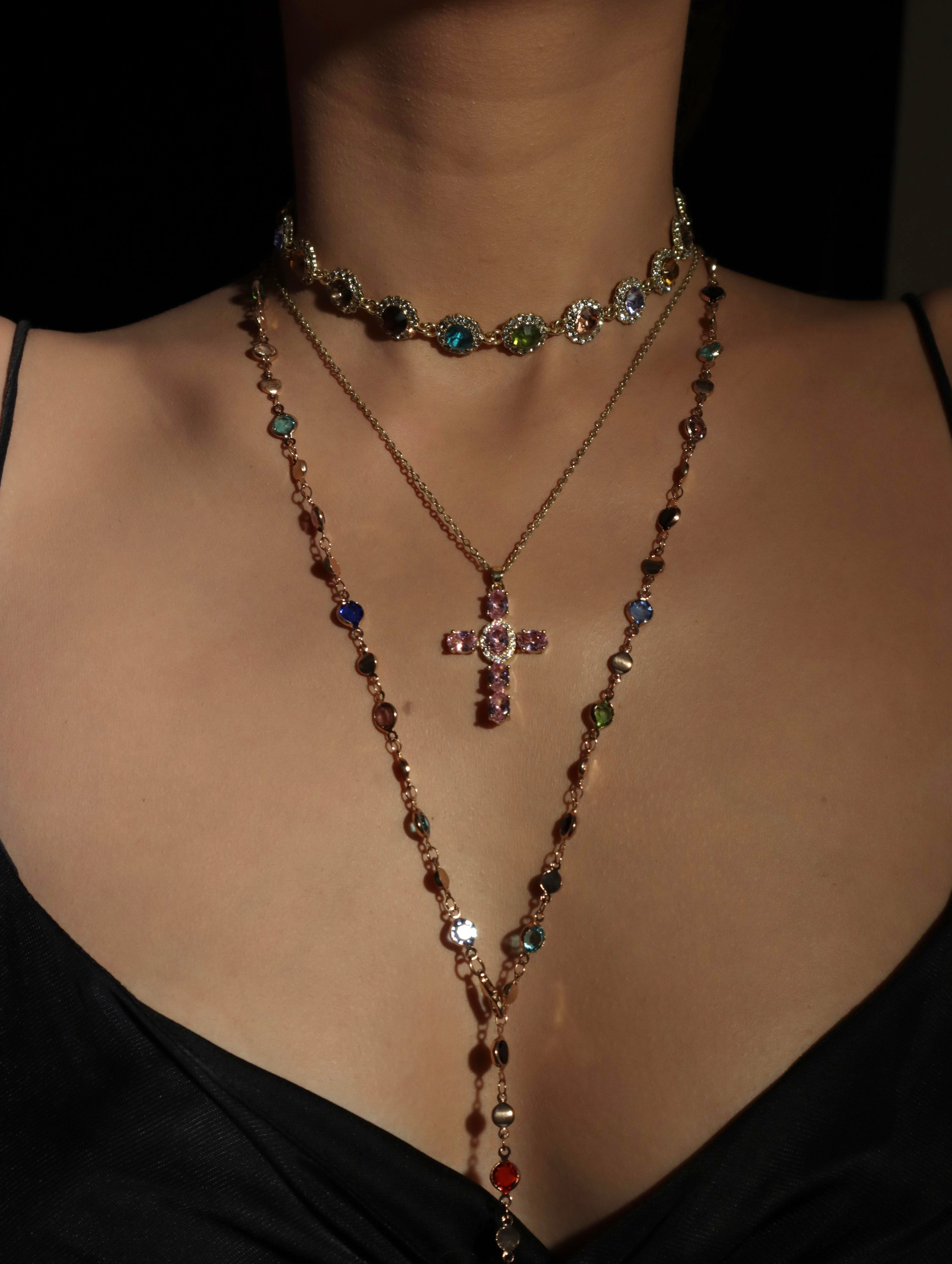 Jolie Colorful Lariat Necklace