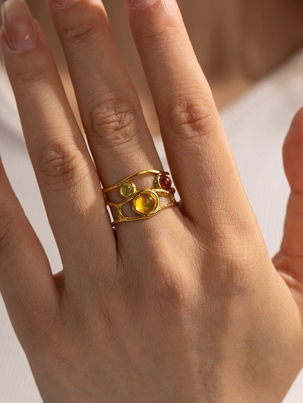 Amelia Goldener Ring