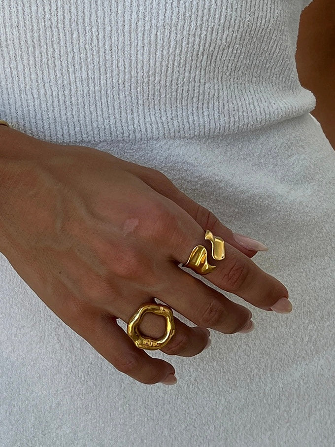 Amelia Goldener Ring