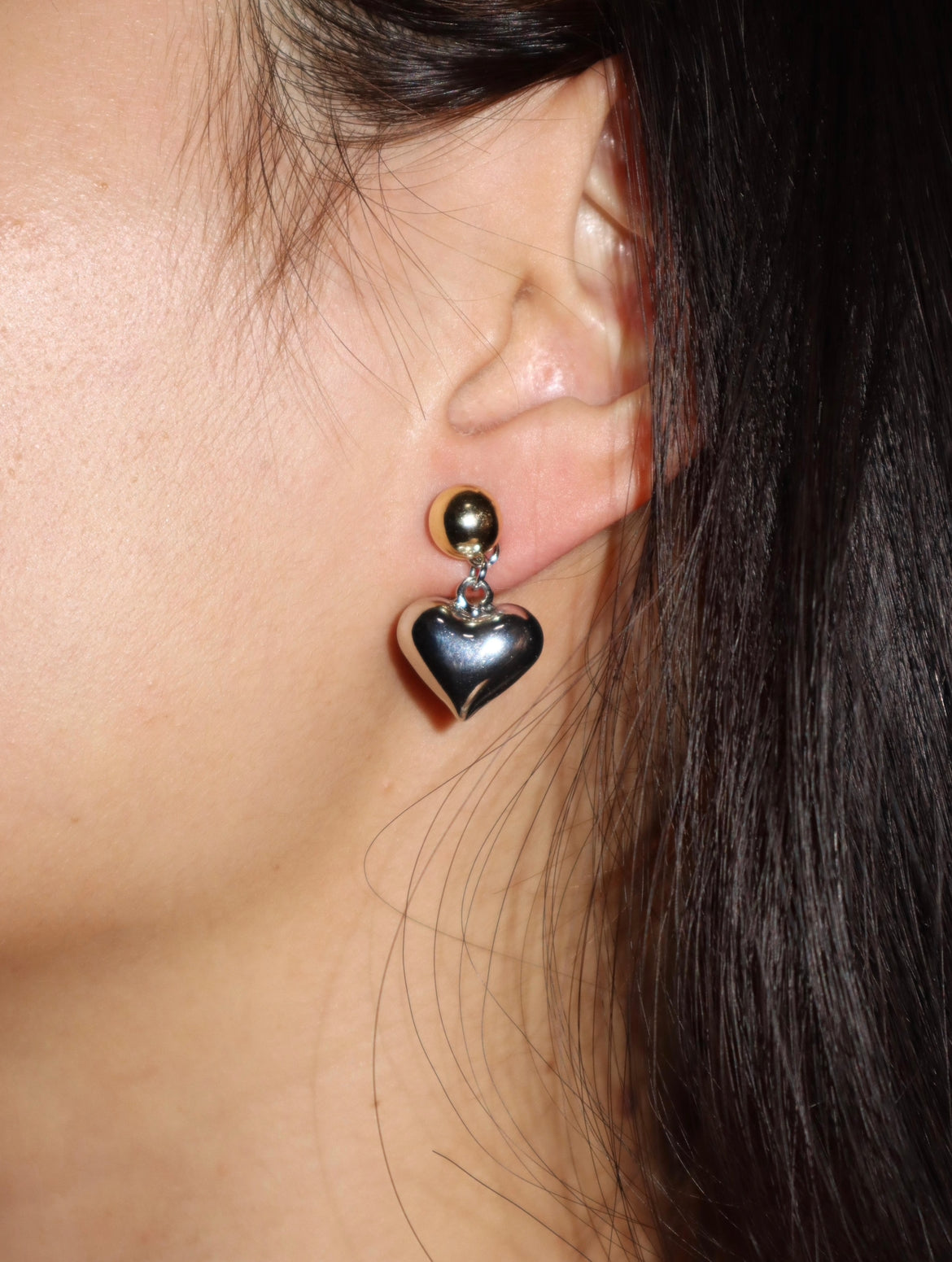 Mixed Metal Heart Stud Earrings - Kuri Jewelry