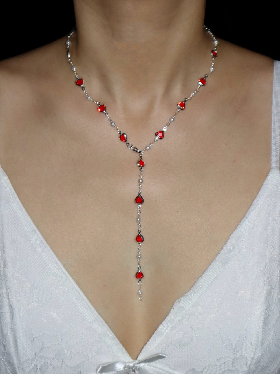 Margaret Red Hearts Pearl Neckalce