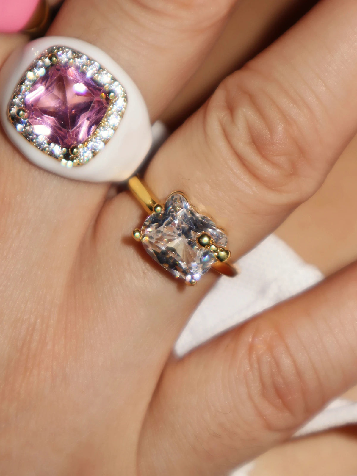 Kitty Golden Ring