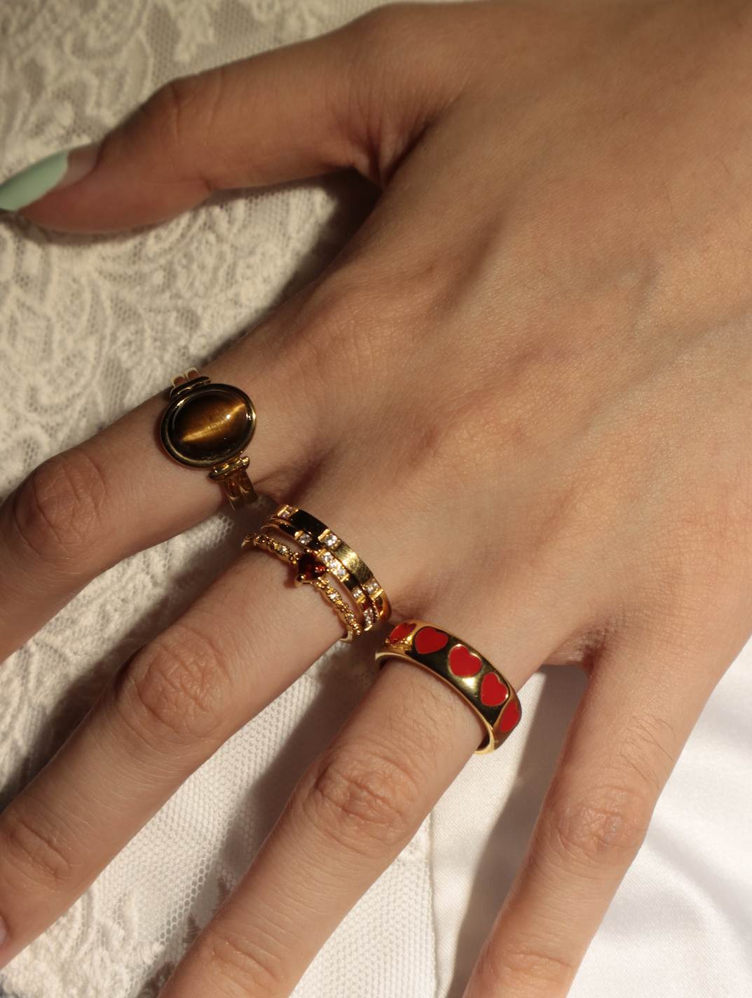 Golden Red Hearts Ring