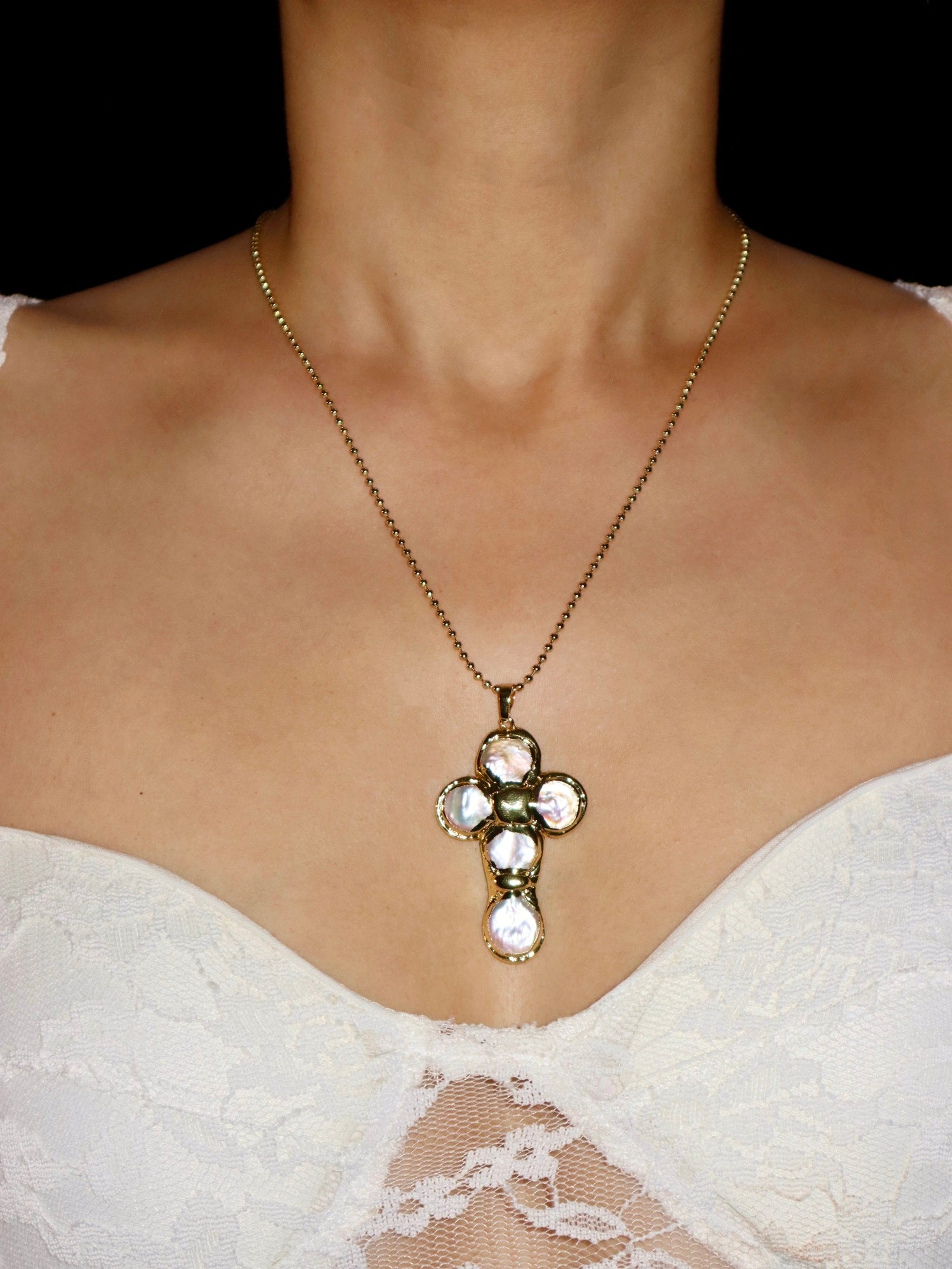 Agatha Pearl Cross Necklace | Elegant Minimalist Jewelry – Kuri