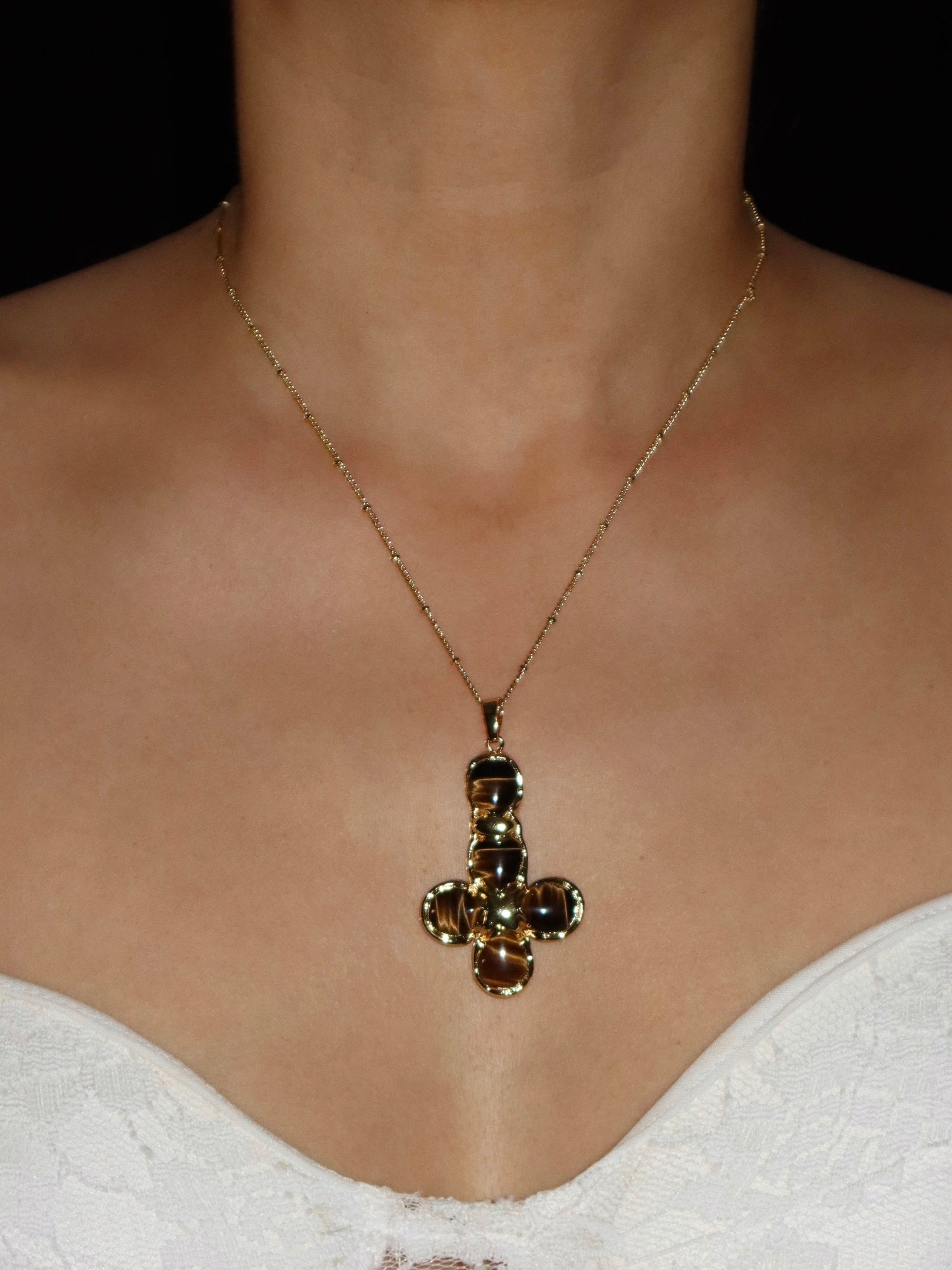 Agatha Tiger's Eye Cross Necklace | Elegant Minimalist Jewelry – Kuri