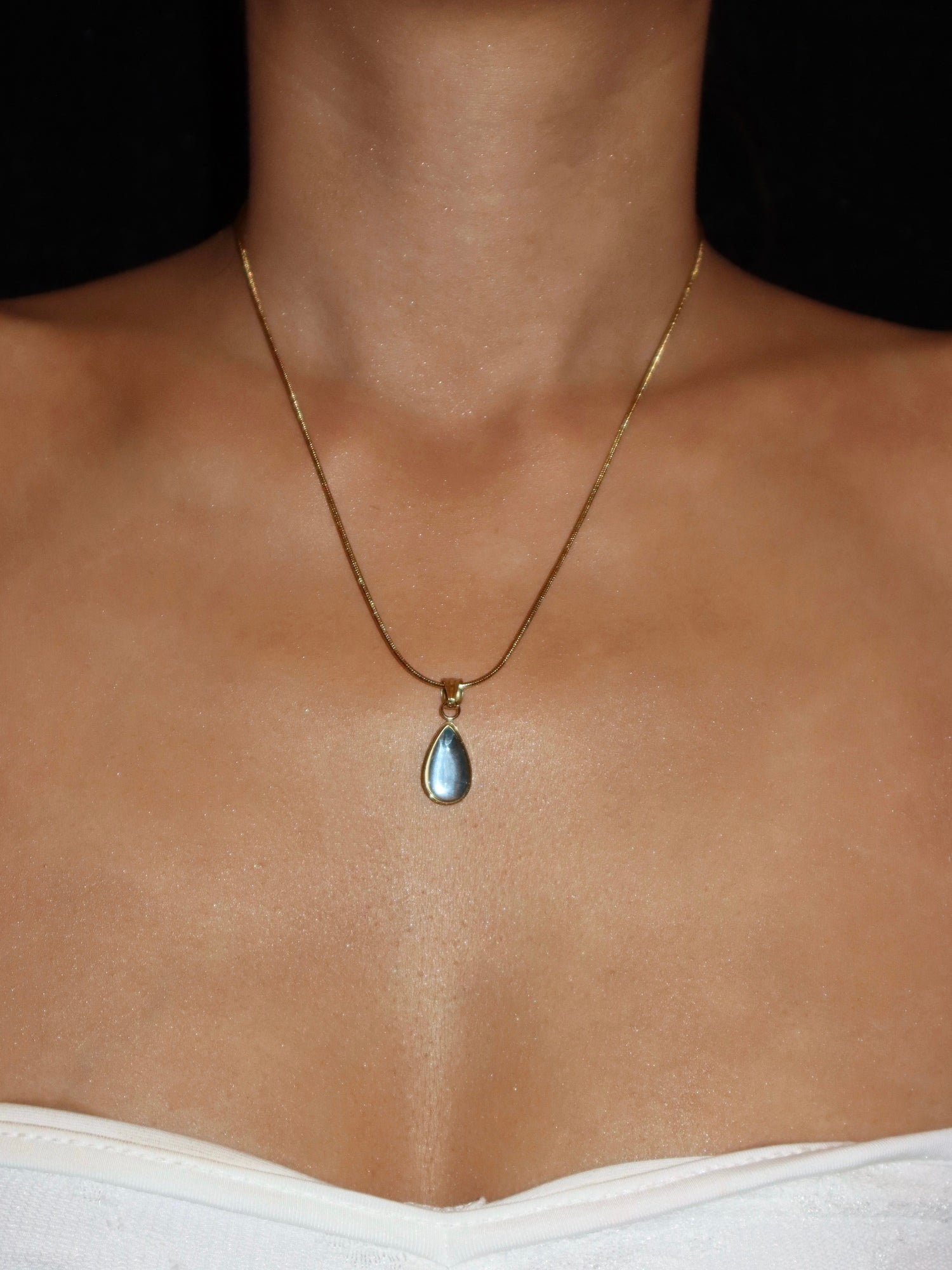 Dora Waterdrop Necklace - Kuri Jewelry