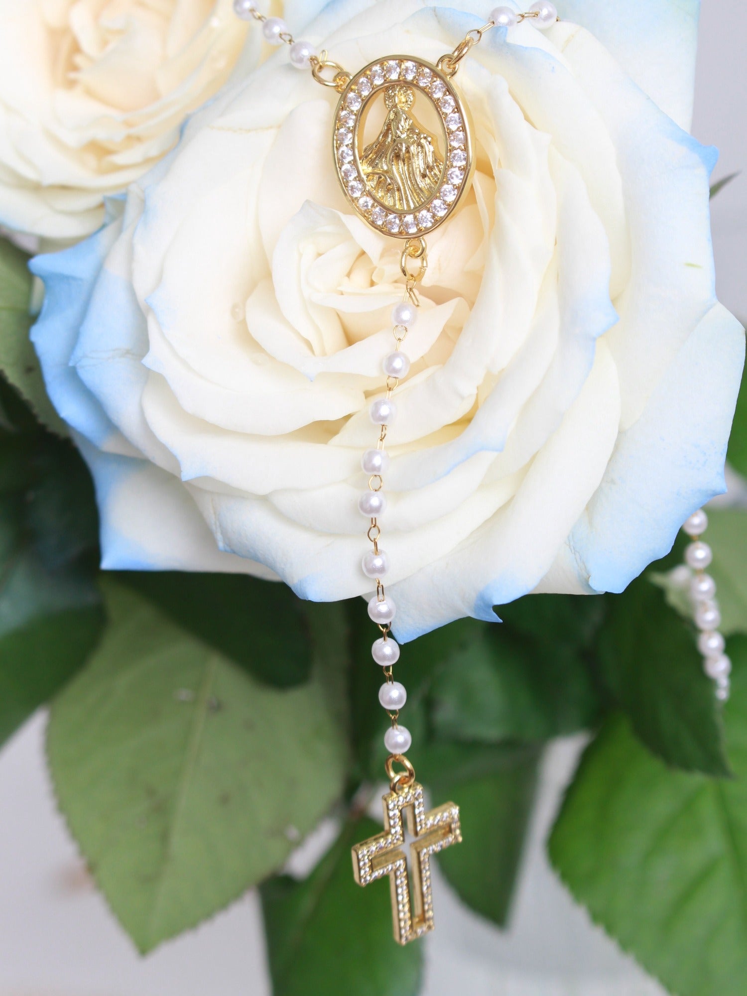 Grace Pearl Cross Lariat Necklace - Kuri Jewelry