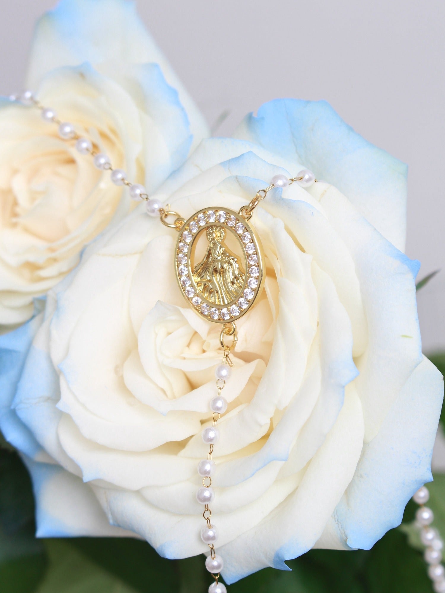 Grace Pearl Cross Lariat Necklace - Kuri Jewelry