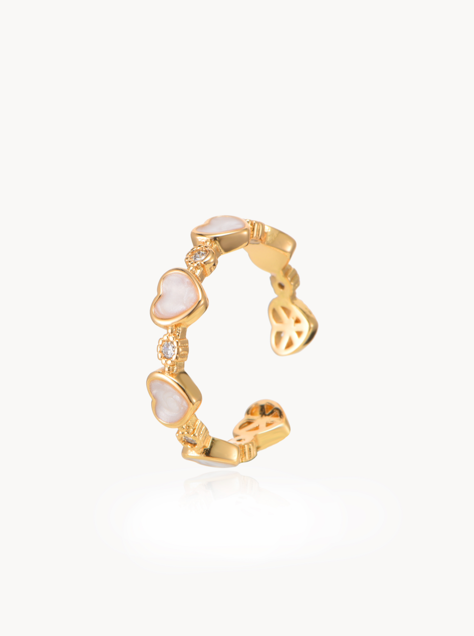 Avery Hearts Golden Ring