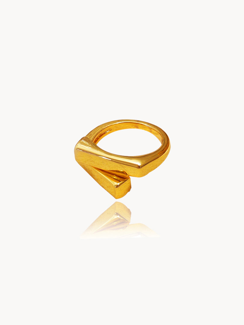 Amelia Goldener Ring