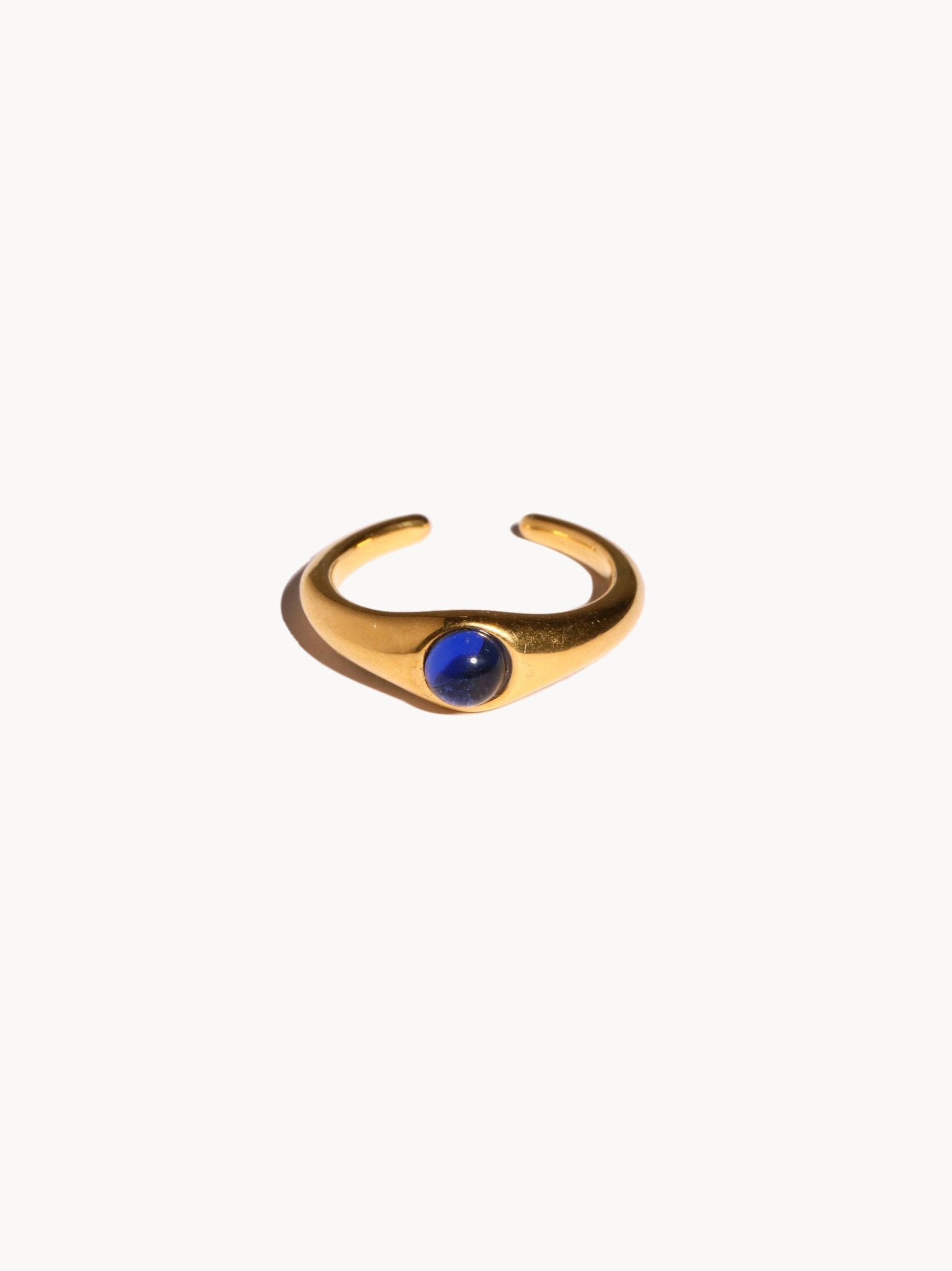 Amelia Goldener Ring